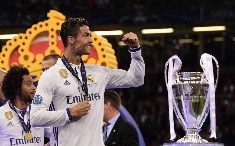 德甲：施洛特贝克、吉拉西、萨比策建功 多特3-0