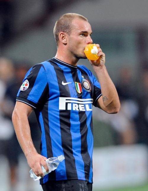 库里正式超越乔丹，勇士却惨遭老鹰痛击，科尔赛后依然固执己见