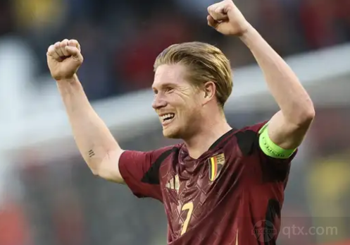 KK官方对战平台战令S28星辉骑士，尽享700%超值权益！