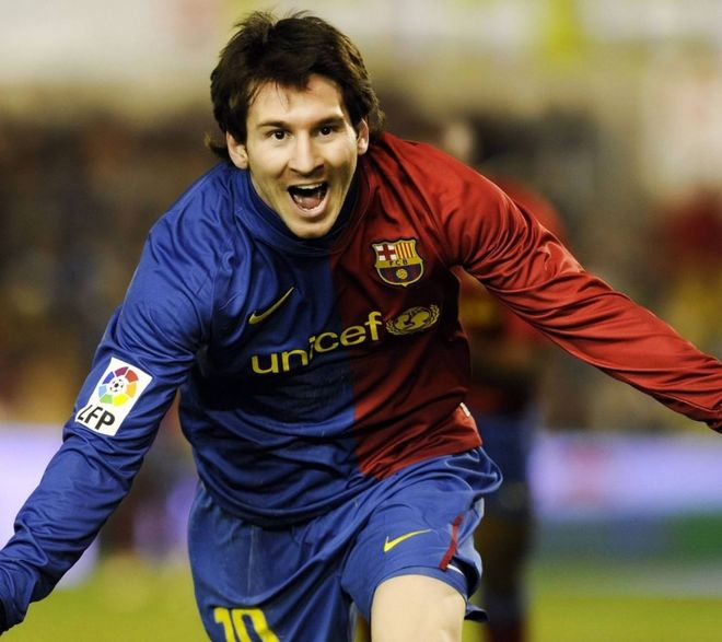 《轩辕传奇手游》冰雪节福利狂欢开启，全服消费活动三重奏强势出击！