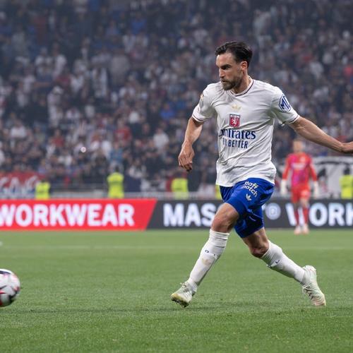 LPL又是这两队进入决赛，现场喊垃圾话爆了！369让Bin哥弯腰